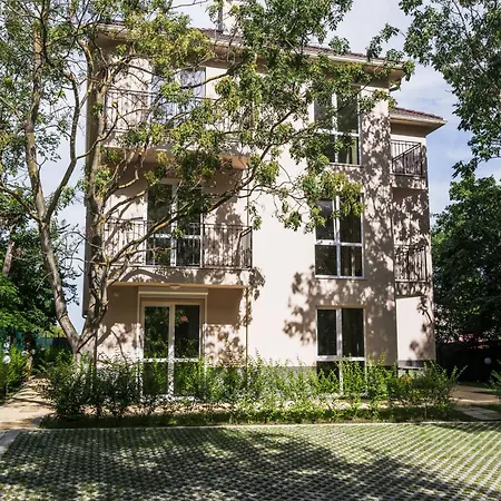 Feriehus Garden Fichoza 1 - 80 M From The Varna